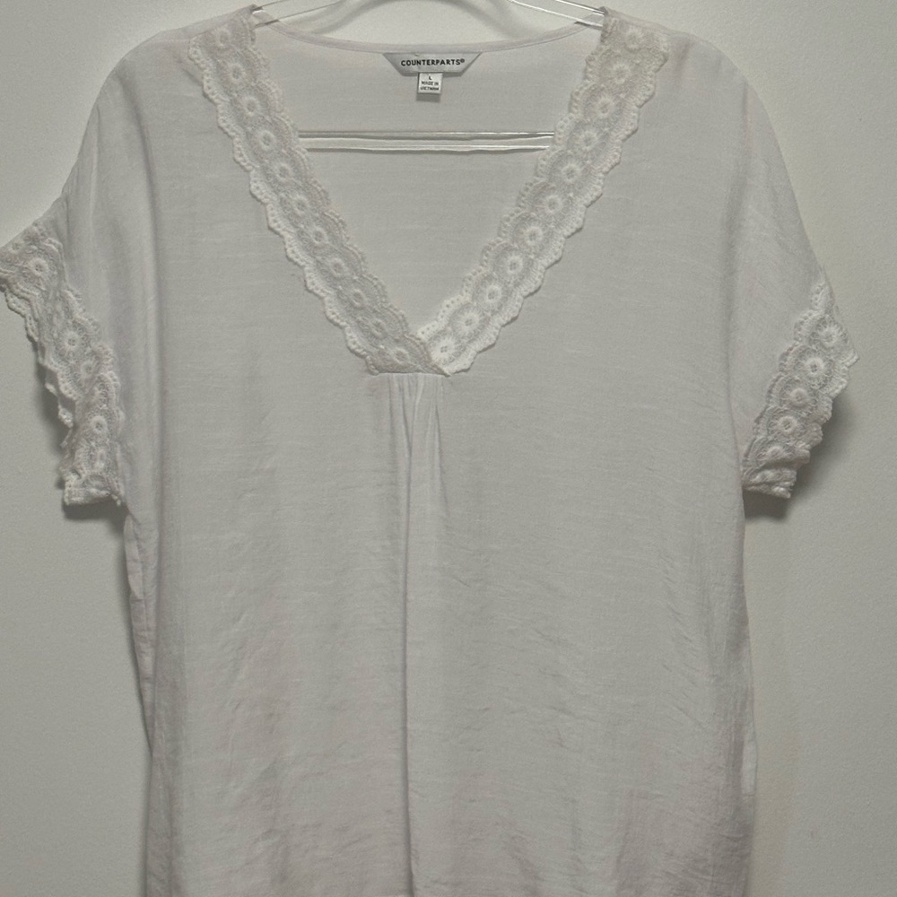 Counterparts White Embellished Lace Relaxed Blouse